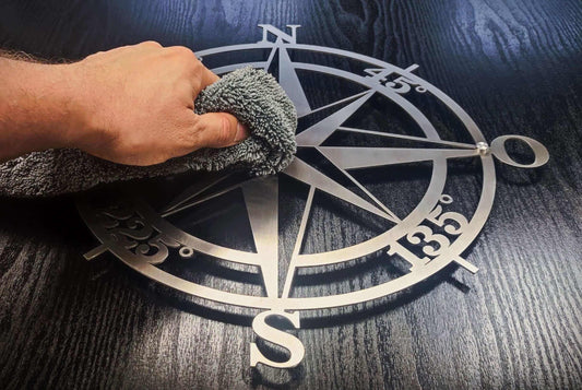 Wanddeko Edelstahl Kompass Pflege